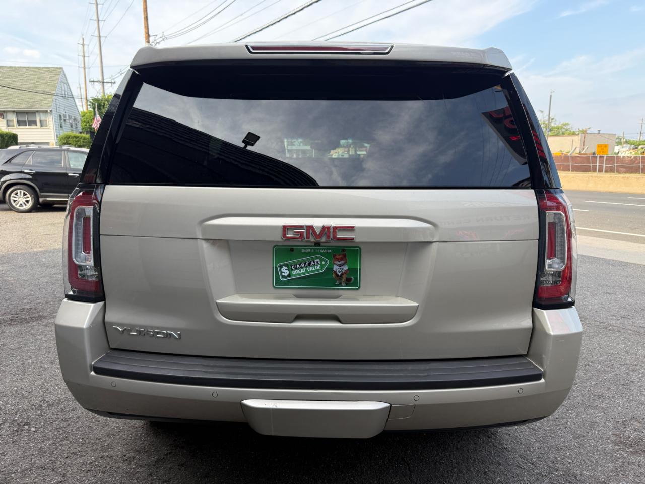 GMC Yukon SLE 2WD 2017