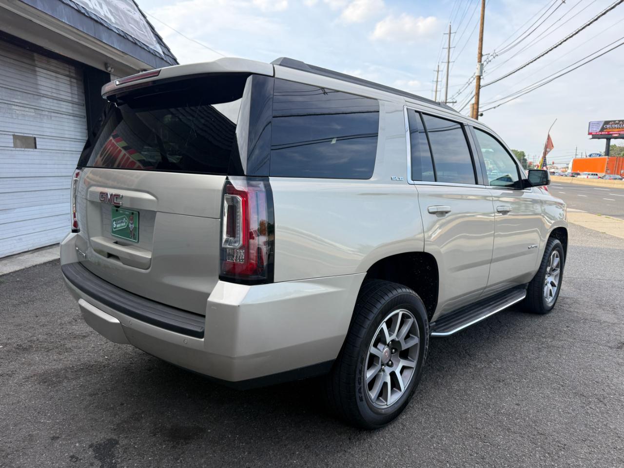 GMC Yukon SLE 2WD 2017