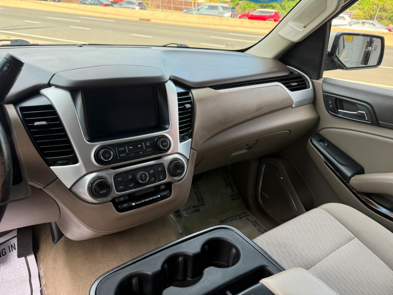 GMC Yukon SLE 2WD 2017