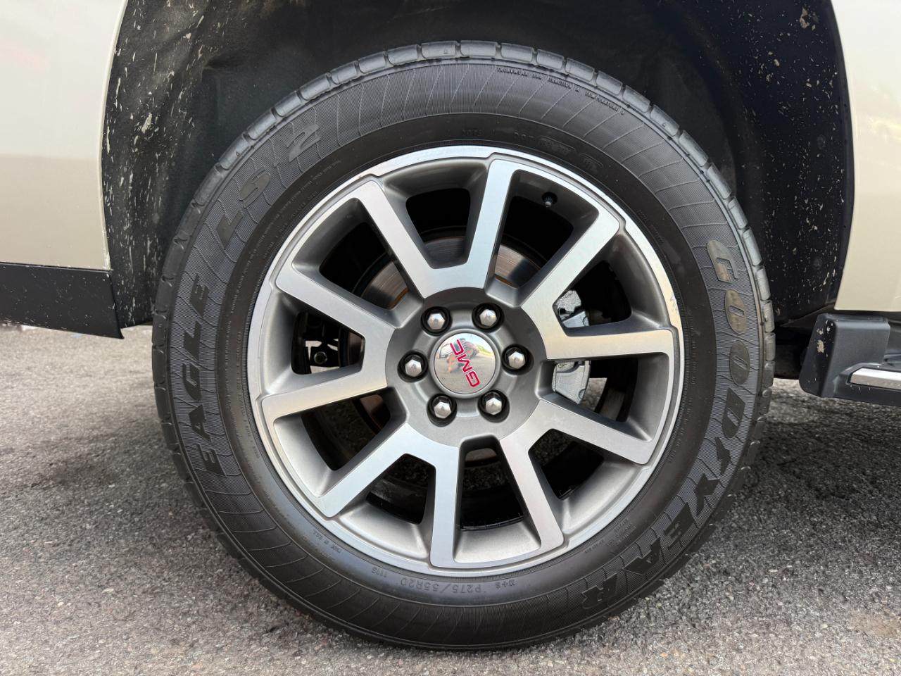GMC Yukon SLE 2WD 2017