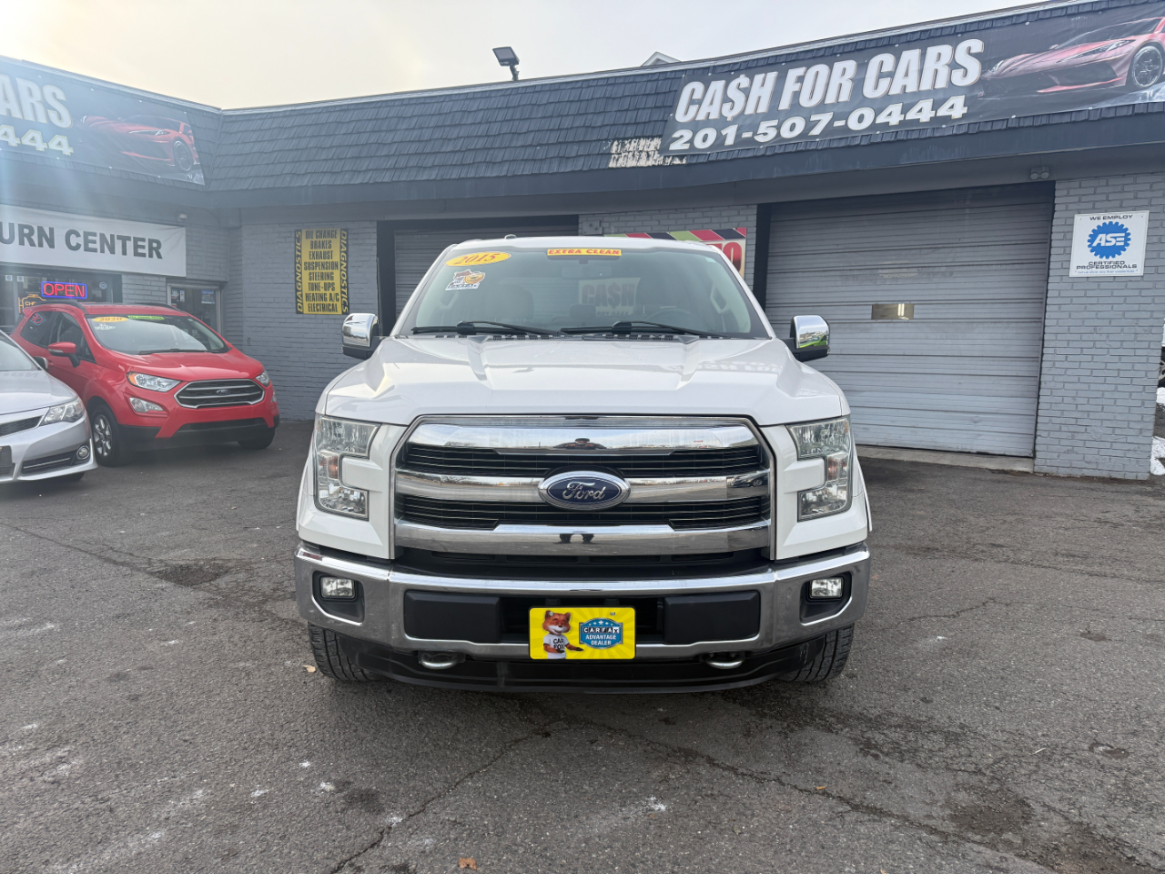Ford F-150 Lariat 4WD SuperCrew 5.5' Box 2015