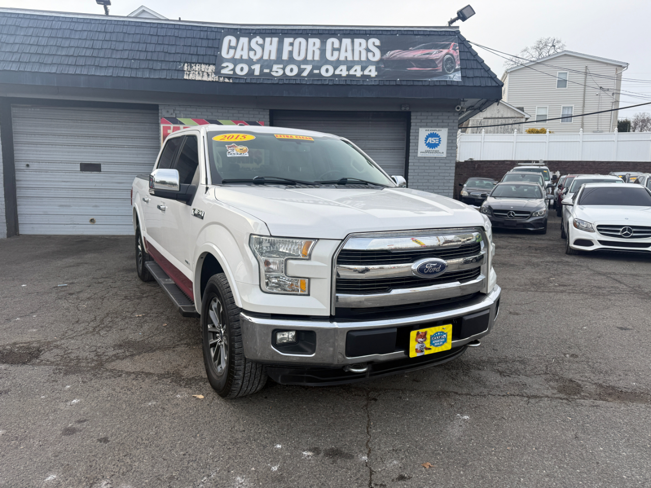 Ford F-150 Lariat 4WD SuperCrew 5.5' Box 2015