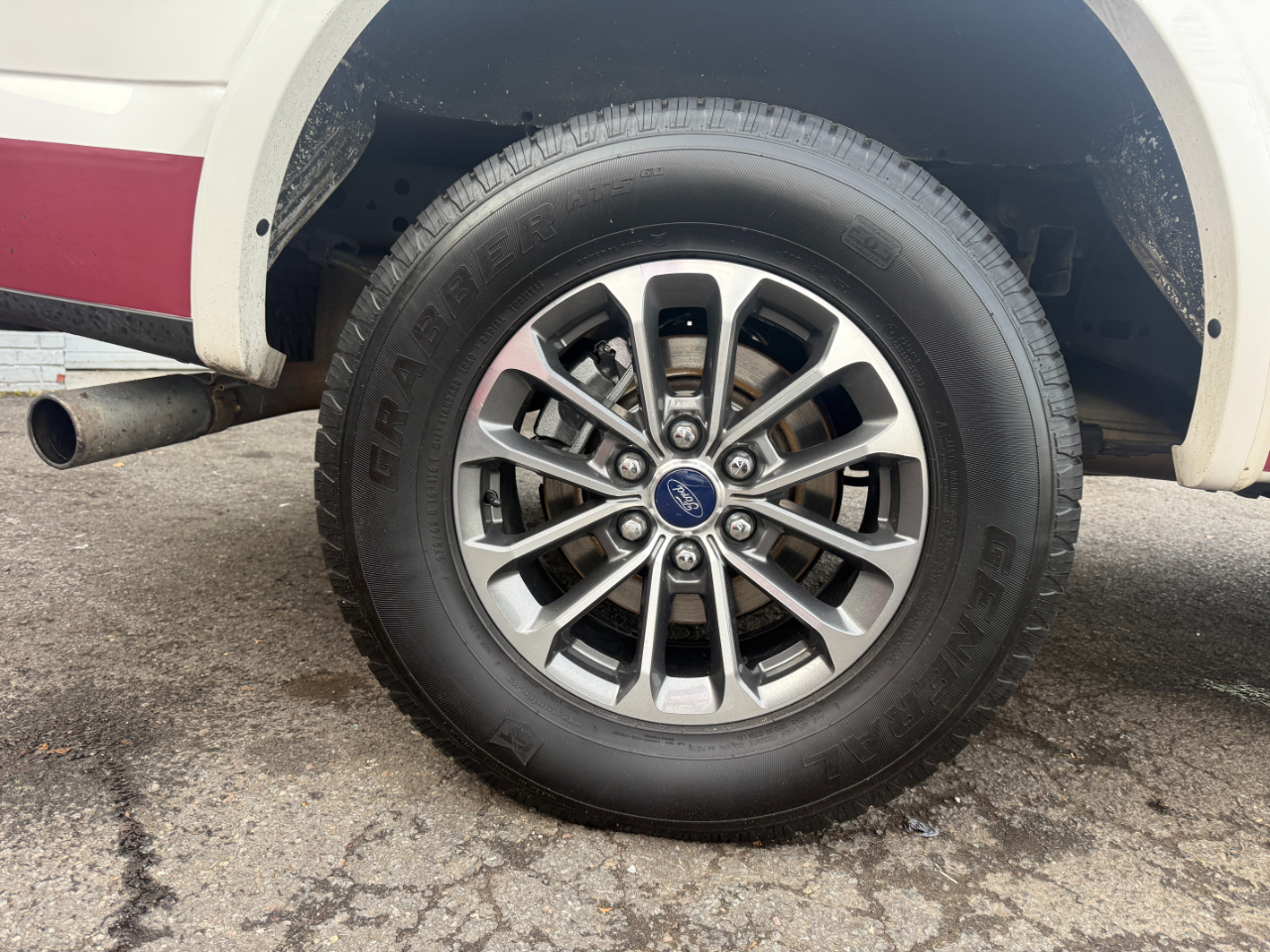 Ford F-150 Lariat 4WD SuperCrew 5.5' Box 2015