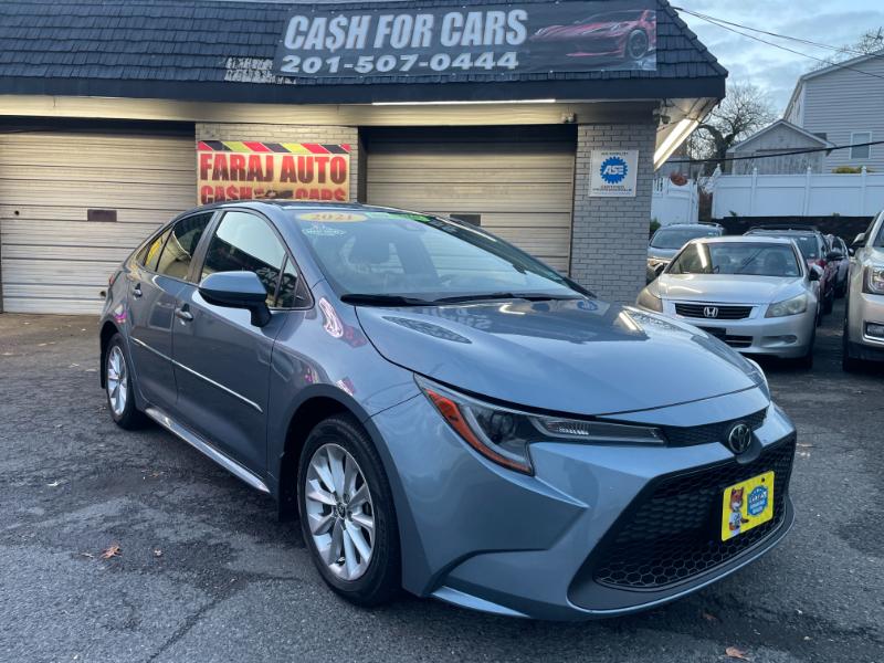 2021 Toyota Corolla LE Premium photo 3