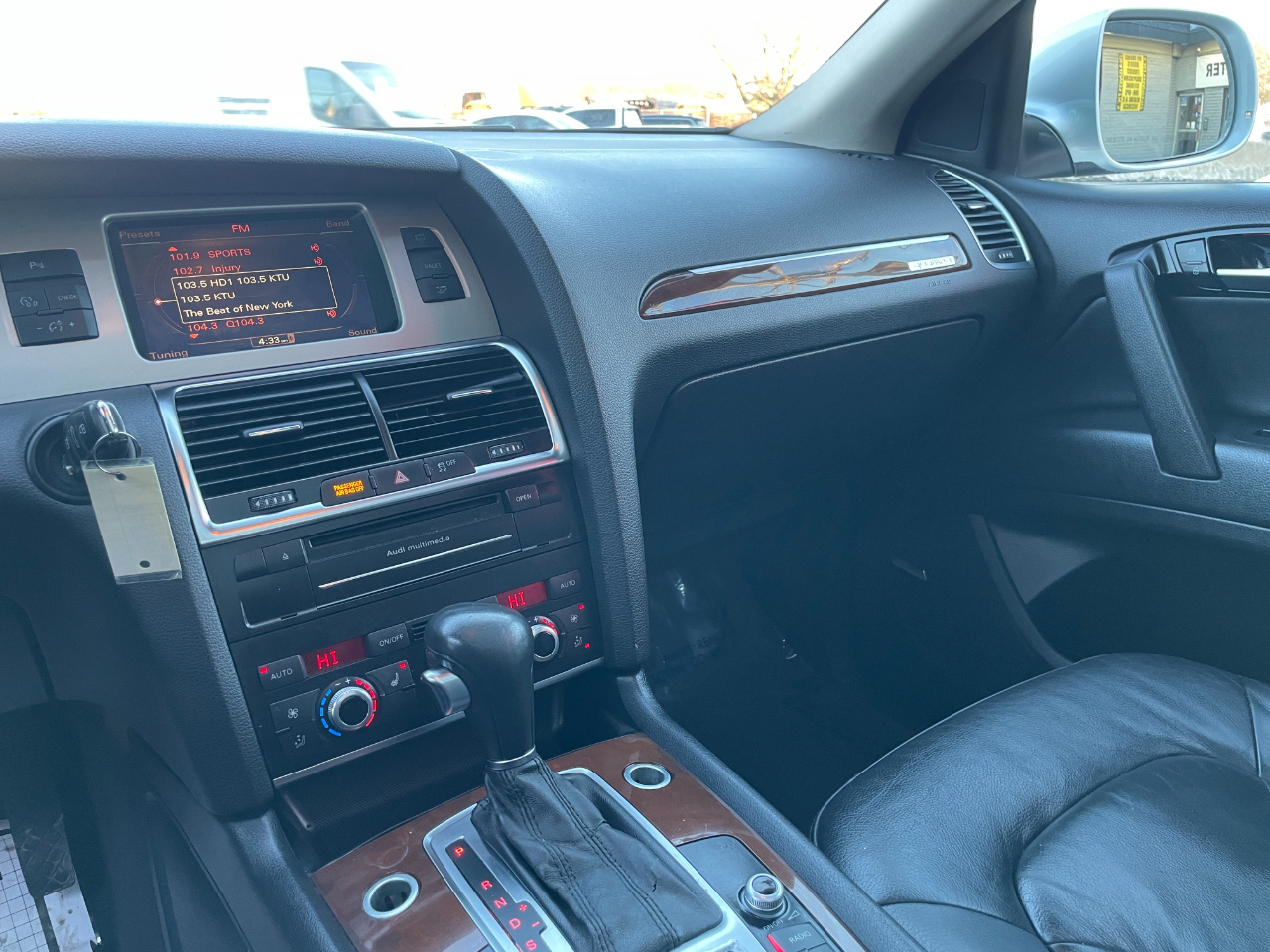 Audi Q7 TDI quattro Premium 2011