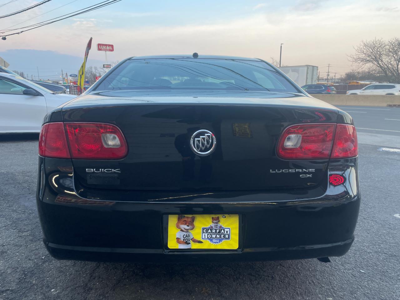 Buick Lucerne CX 2006