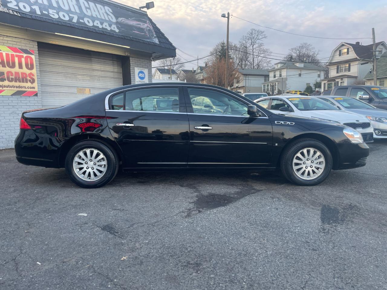 Buick Lucerne CX 2006
