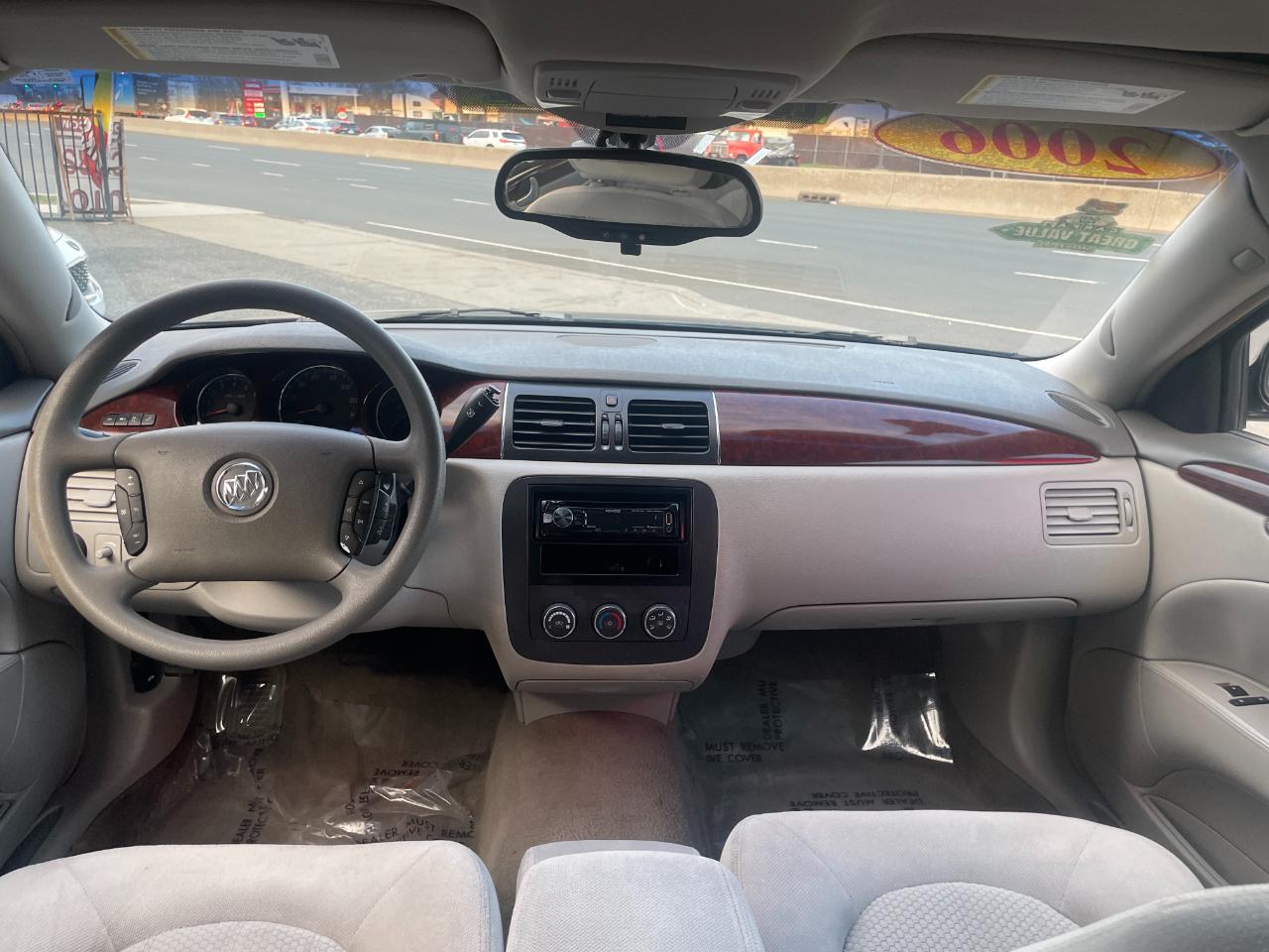 Buick Lucerne CX 2006