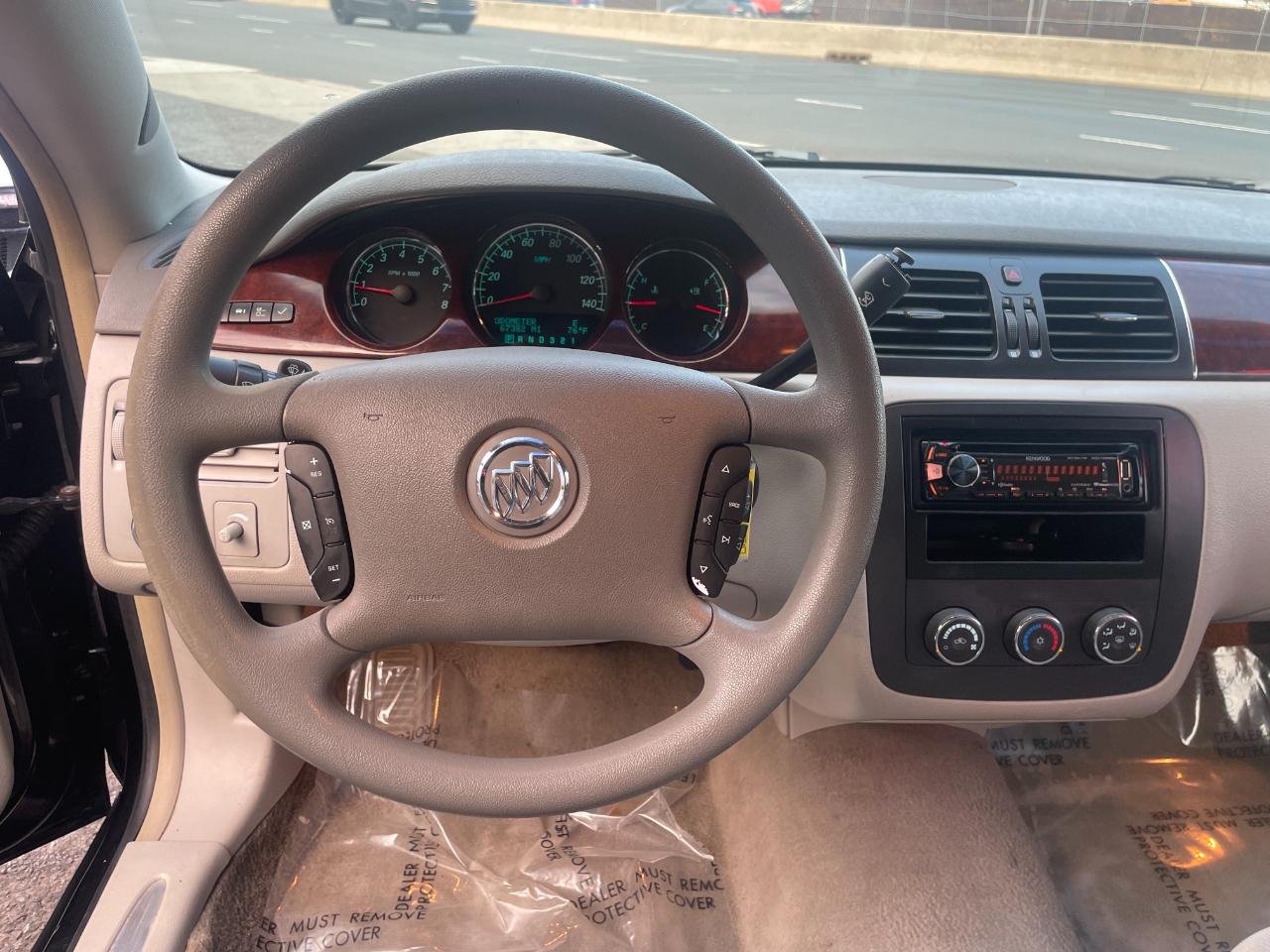 Buick Lucerne CX 2006
