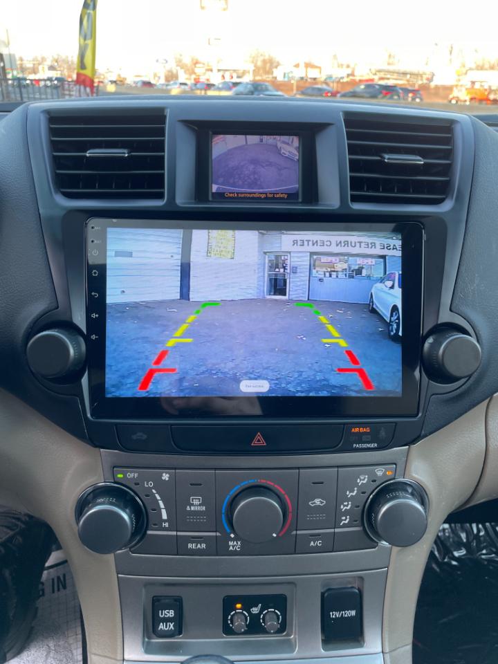 Toyota Highlander  2012