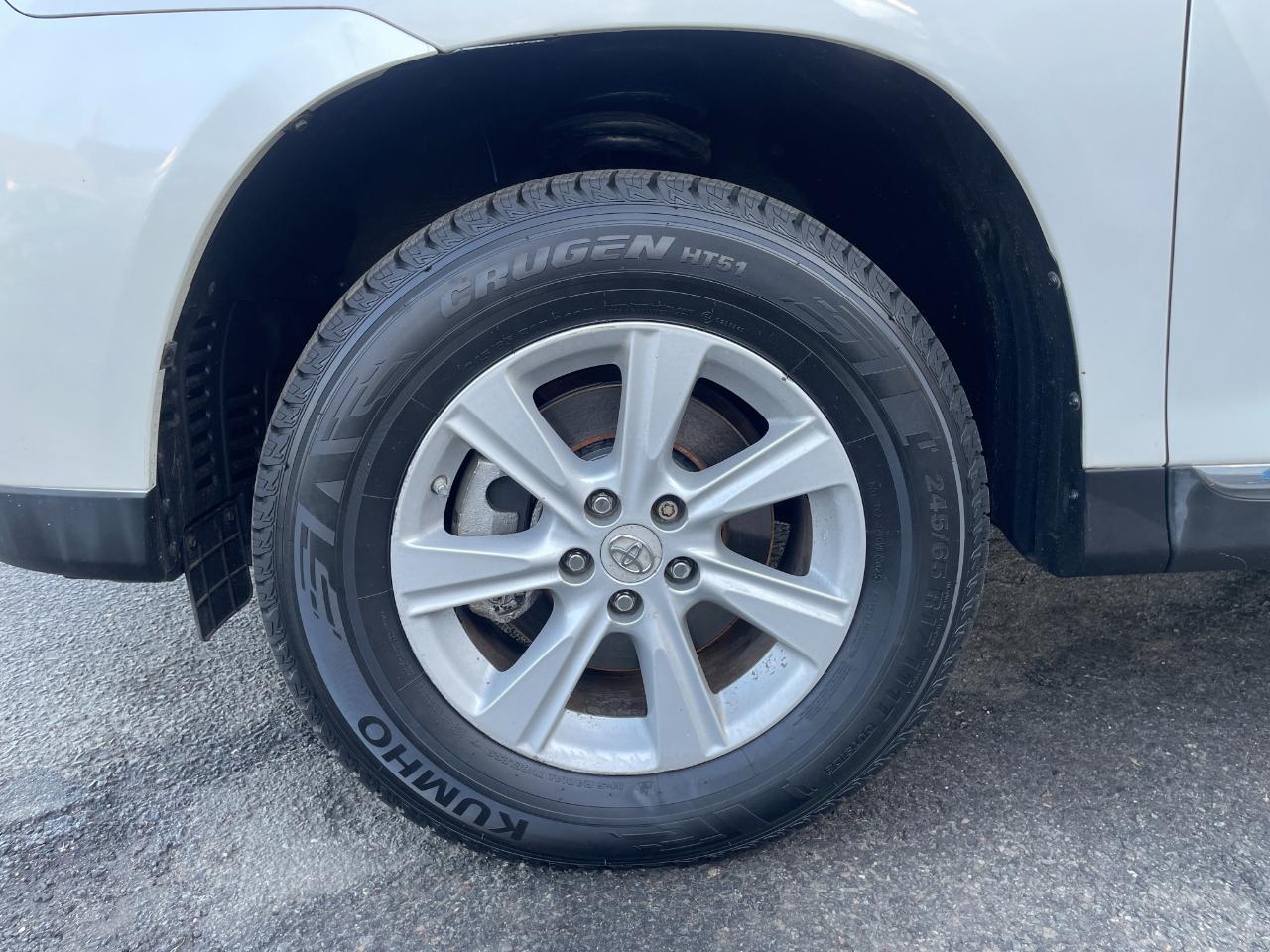 Toyota Highlander  2012