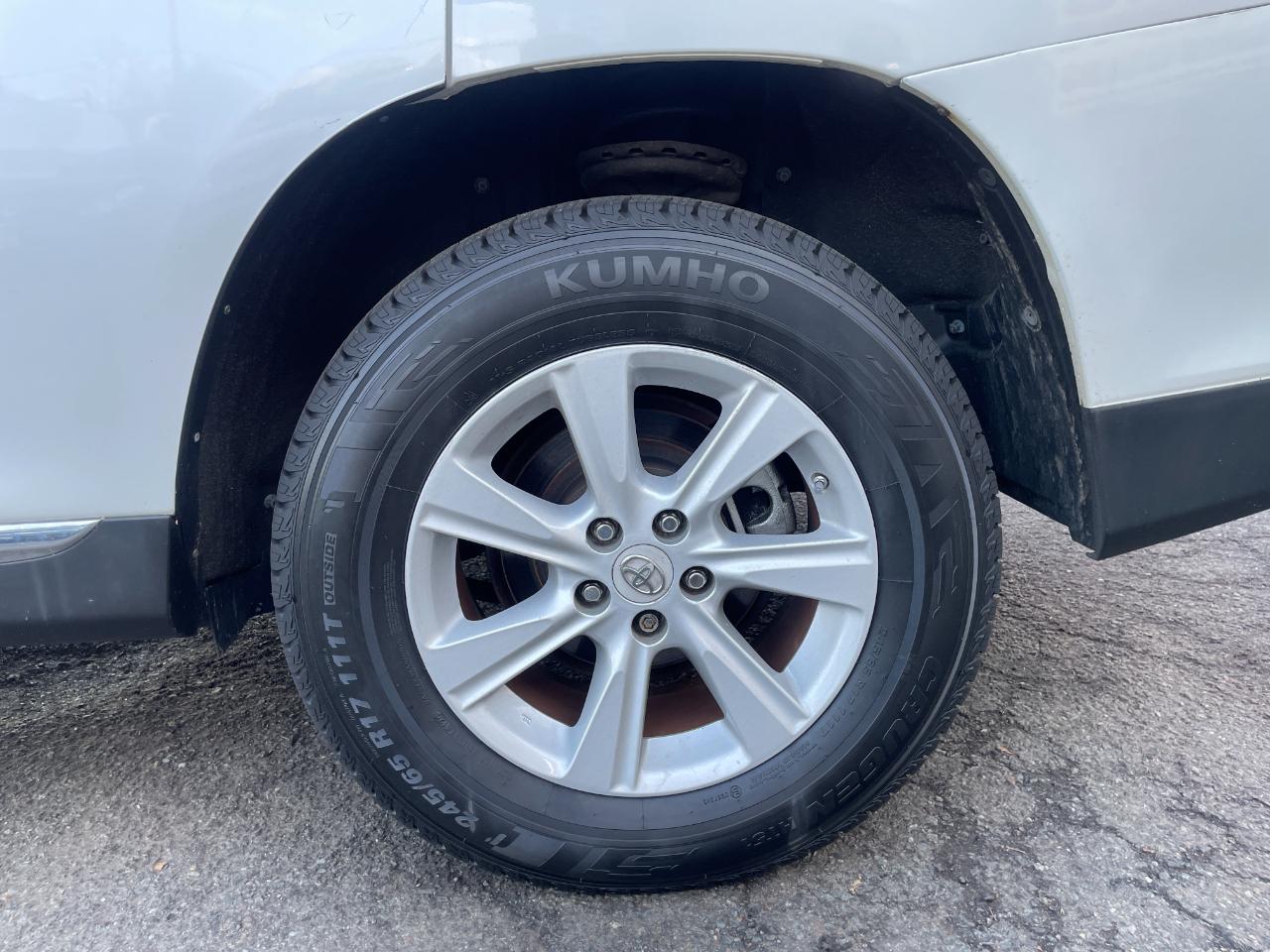 Toyota Highlander  2012