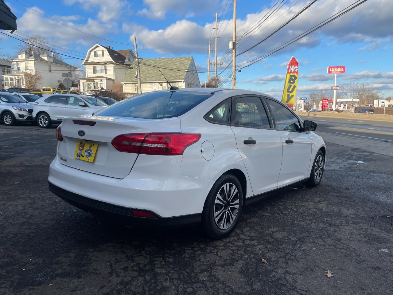 Ford Focus S Sedan 2016