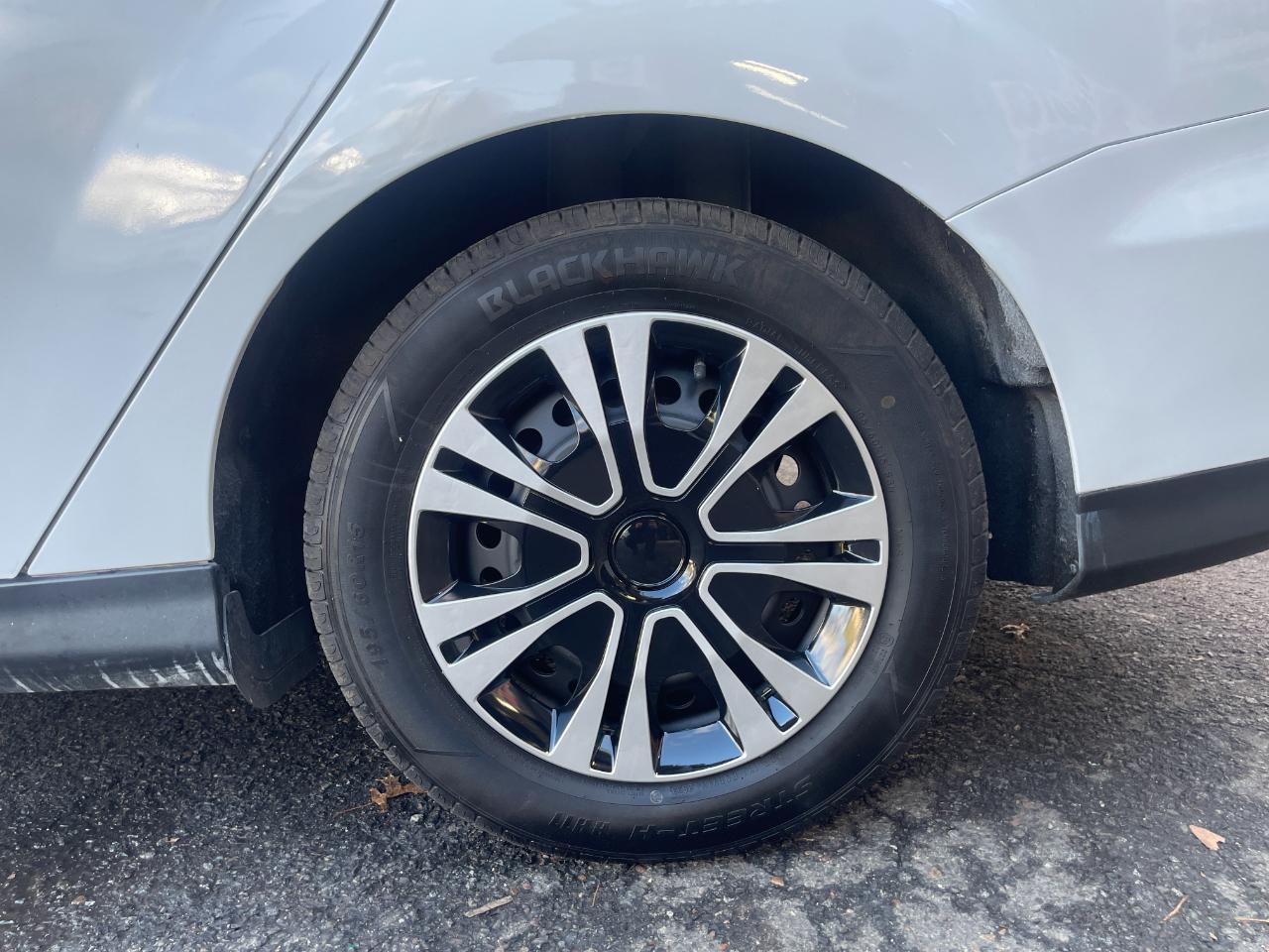 Ford Focus S Sedan 2016