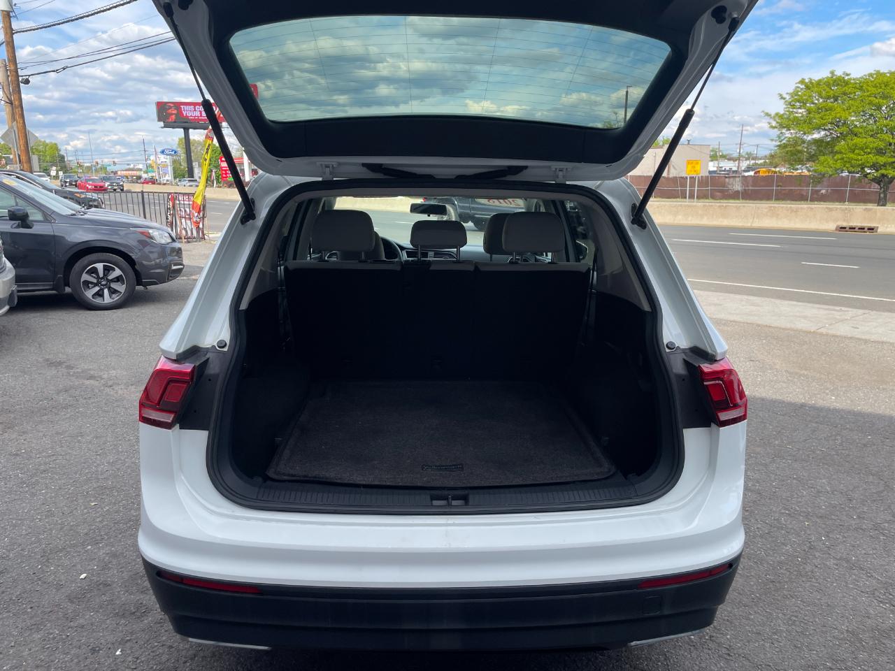 Volkswagen Tiguan S 4Motion 2018