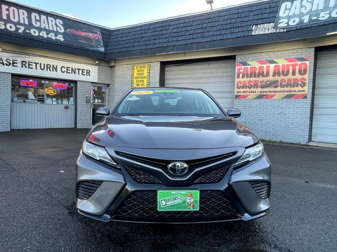 Toyota Camry SE Nightshade Edition 2020