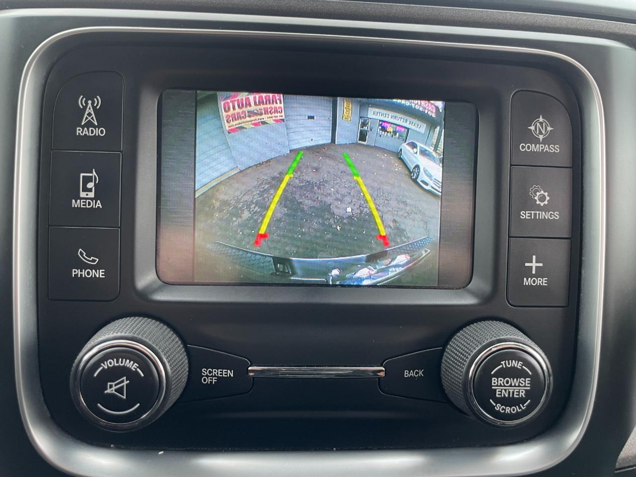 RAM 1500 Tradesman Quad Cab 4WD 2015