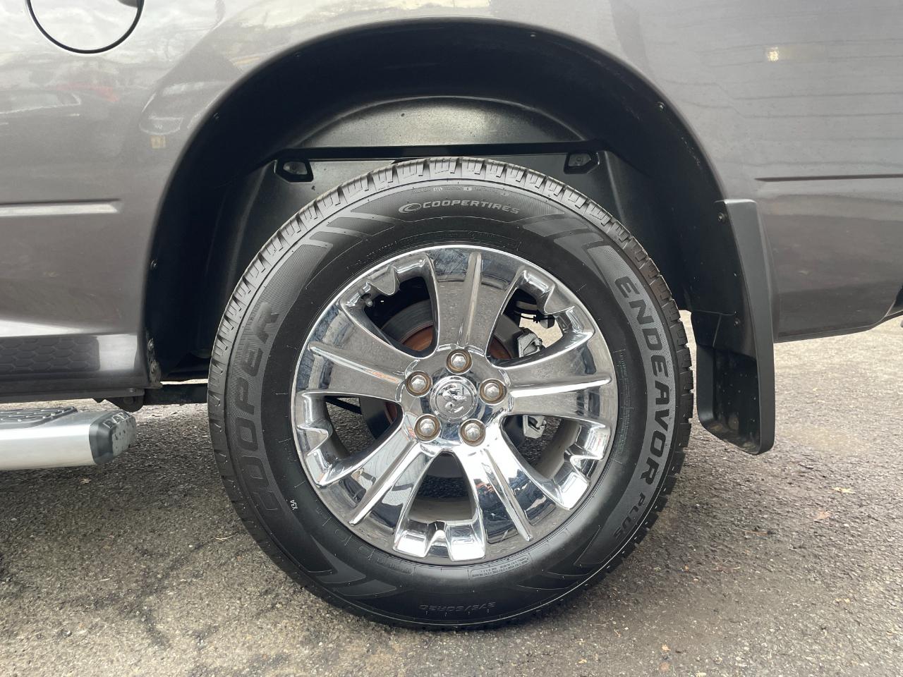 RAM 1500 Tradesman Quad Cab 4WD 2015