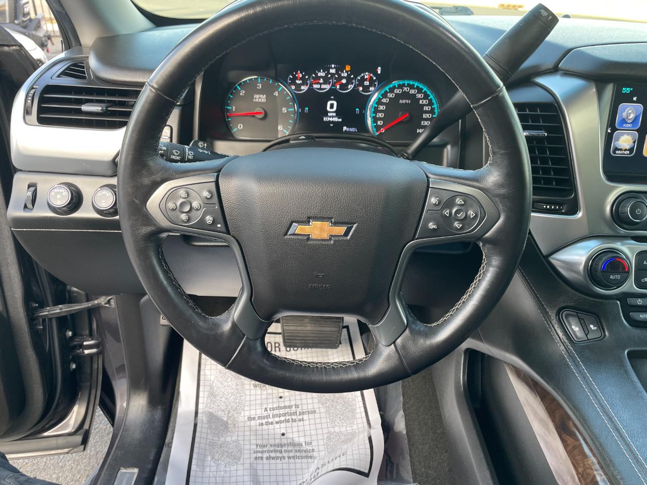 Chevrolet Suburban LT 4WD 2017