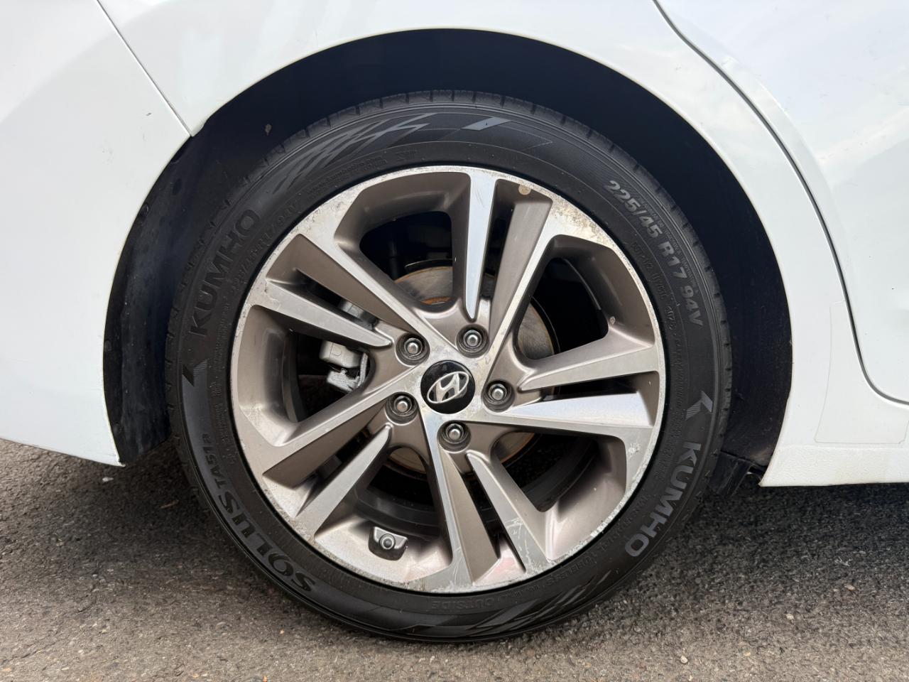 Hyundai Elantra Limited 2017