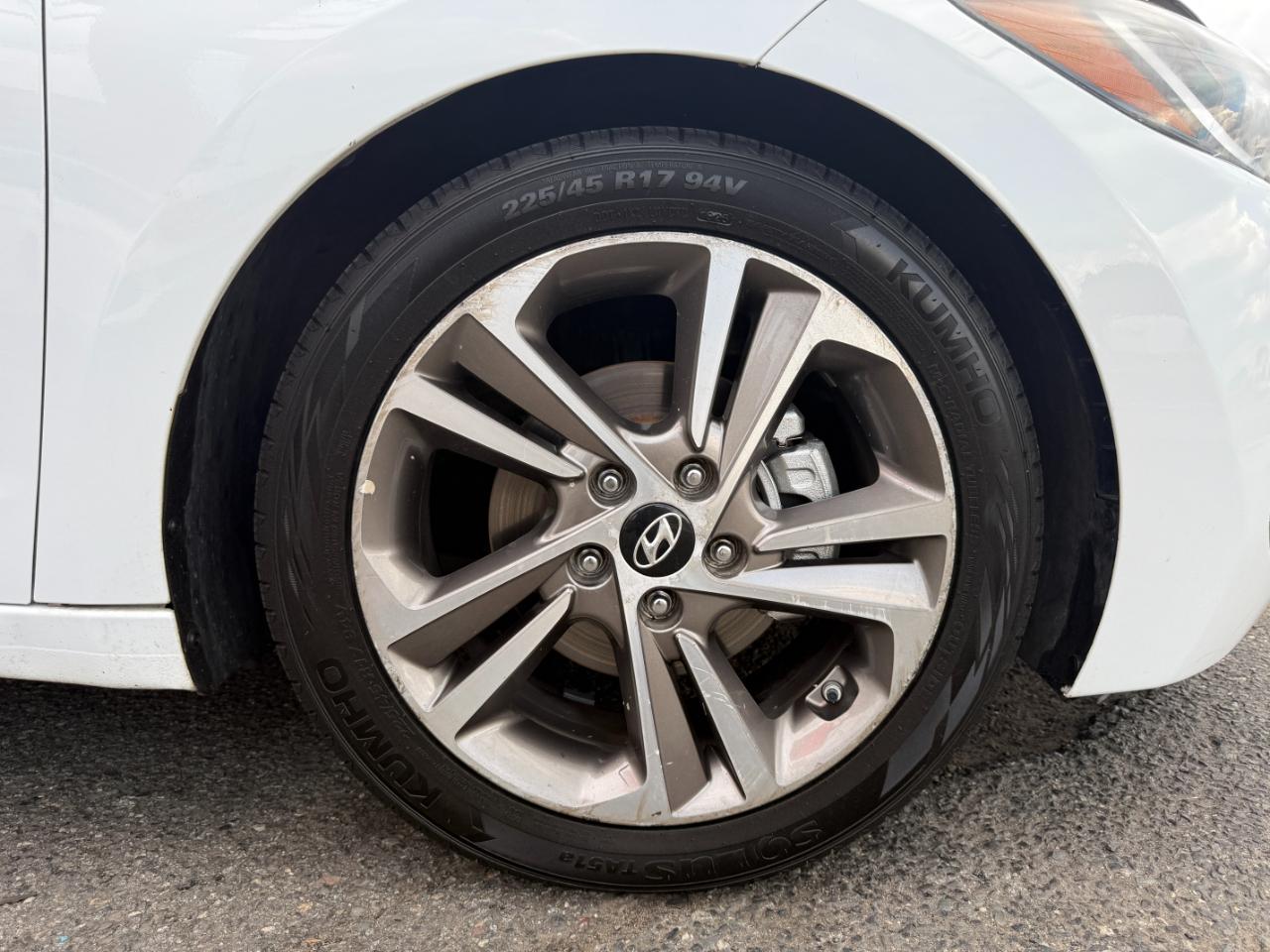 Hyundai Elantra Limited 2017