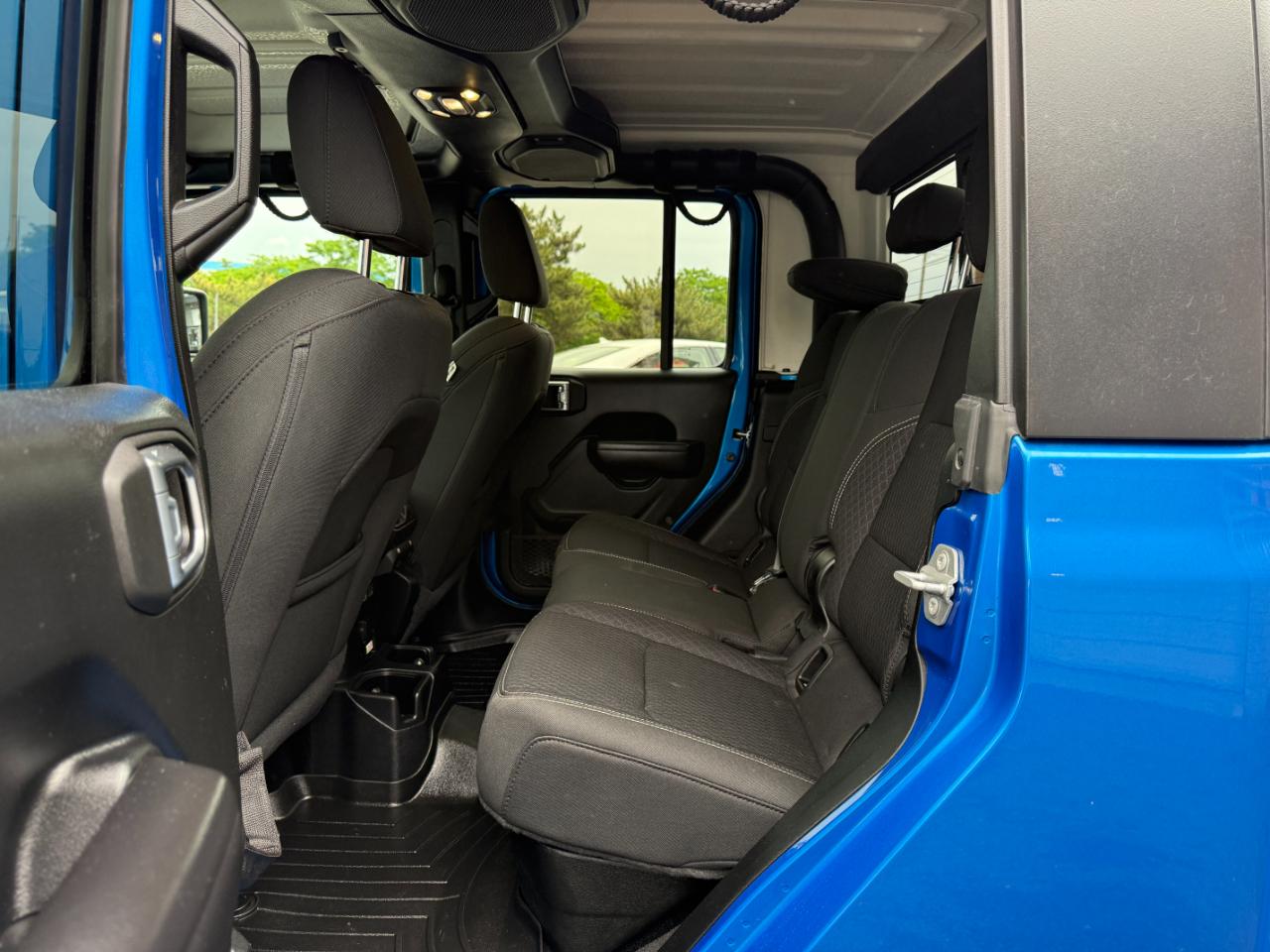 Jeep Gladiator Sport 2021