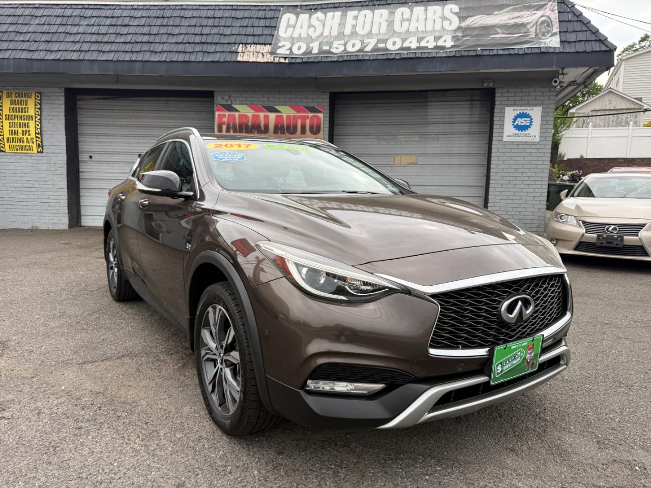 Infiniti QX30 Premium AWD 2017