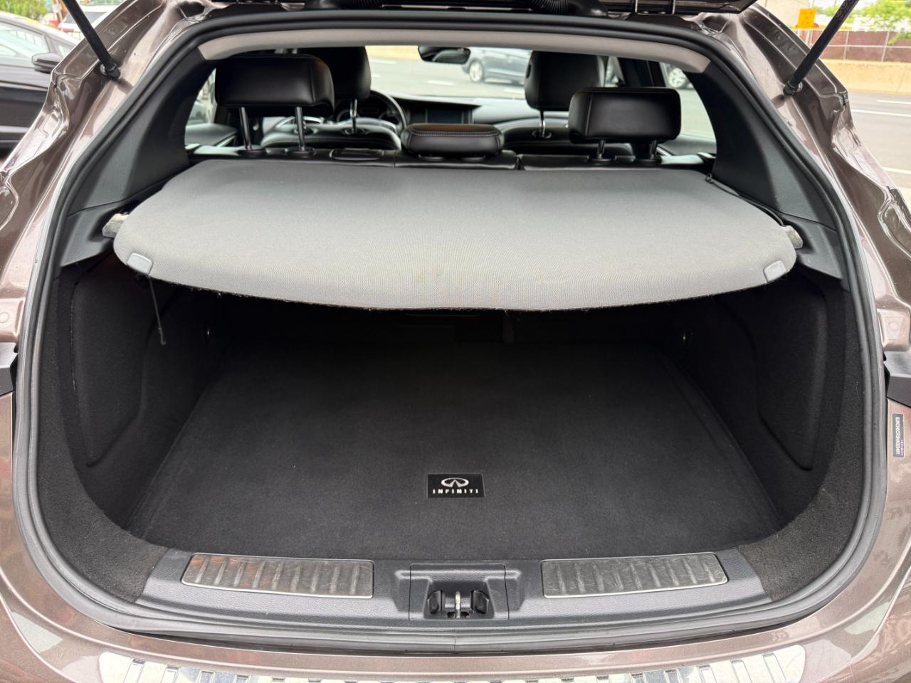 Infiniti QX30 Premium AWD 2017
