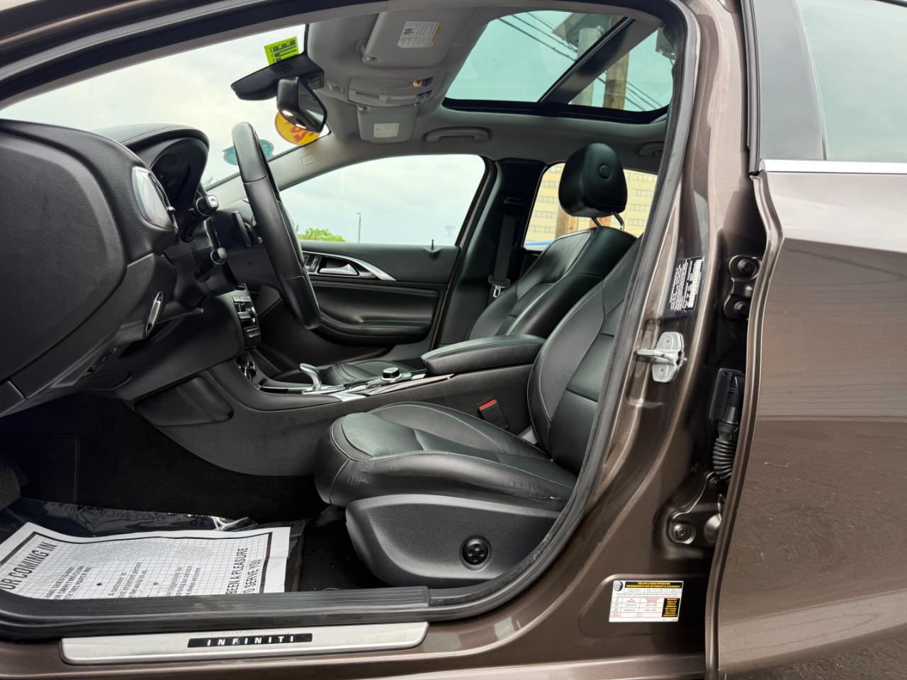 Infiniti QX30 Premium AWD 2017