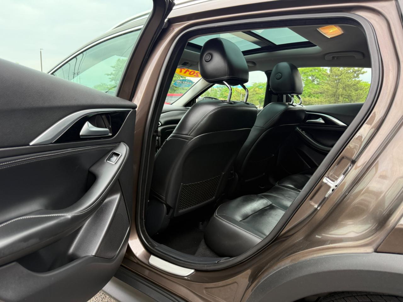 Infiniti QX30 Premium AWD 2017