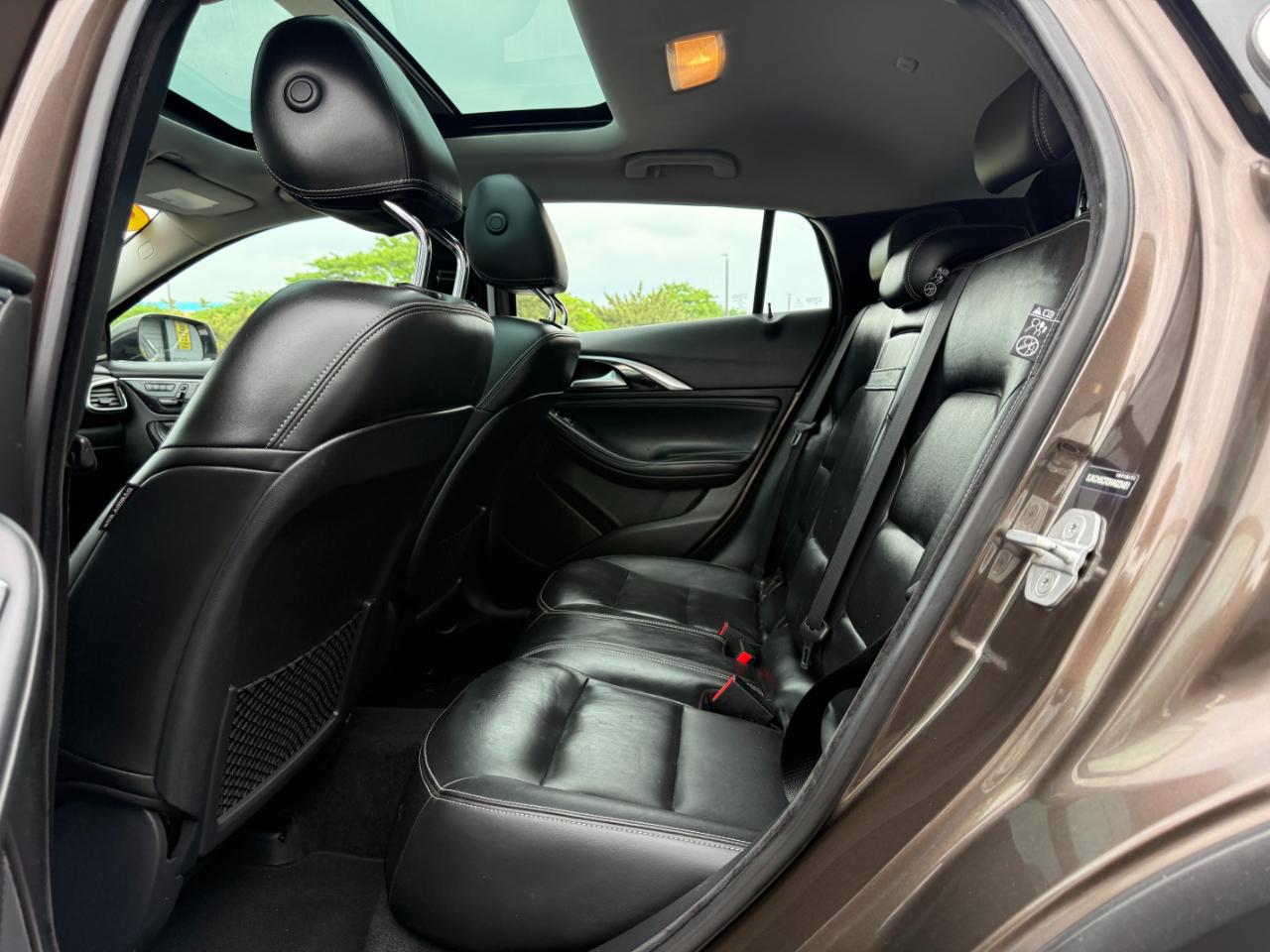 Infiniti QX30 Premium AWD 2017