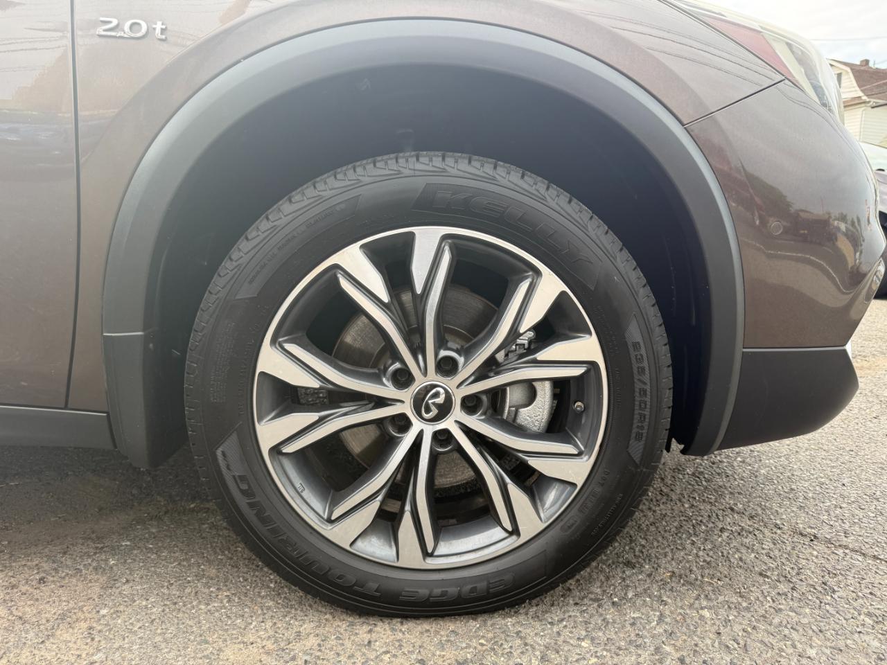 Infiniti QX30 Premium AWD 2017