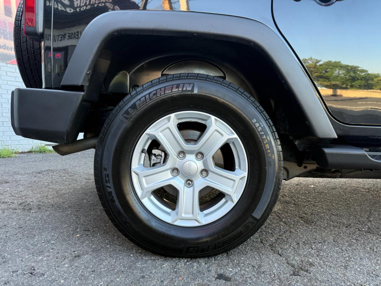 Jeep Wrangler Unlimited Sport 4WD 2015