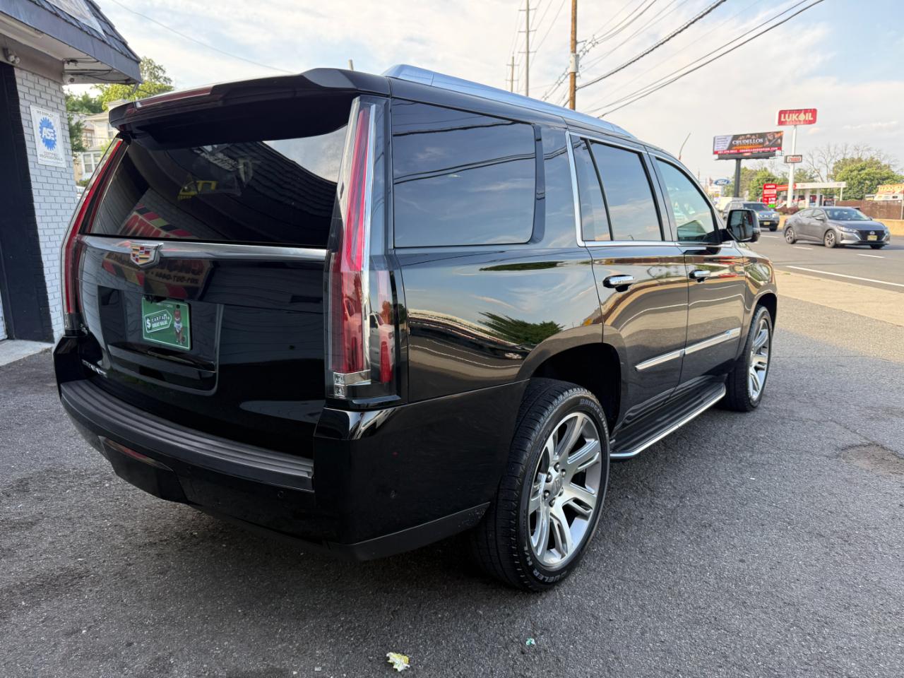Cadillac Escalade Luxury 4WD 2017