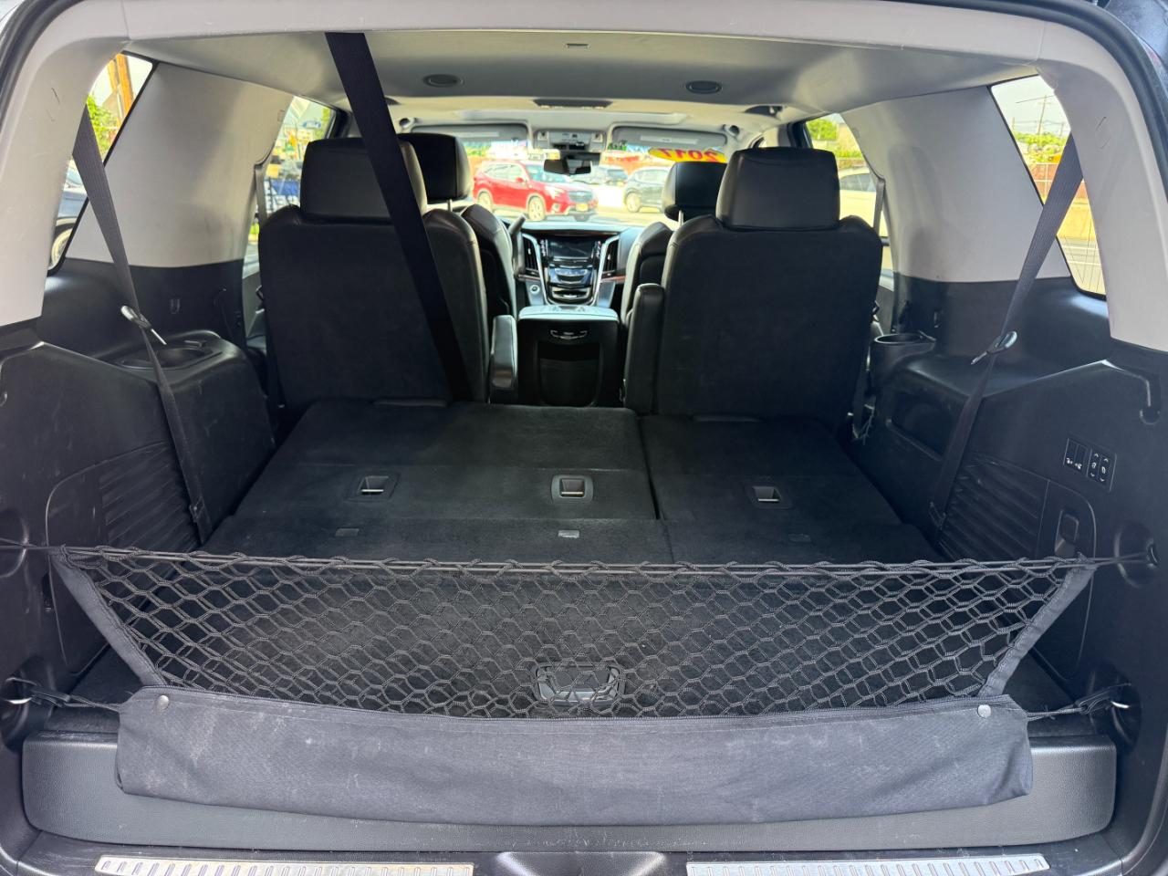 Cadillac Escalade Luxury 4WD 2017