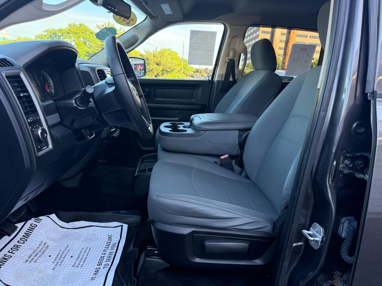 RAM 1500 Tradesman Crew Cab SWB 4WD 2014
