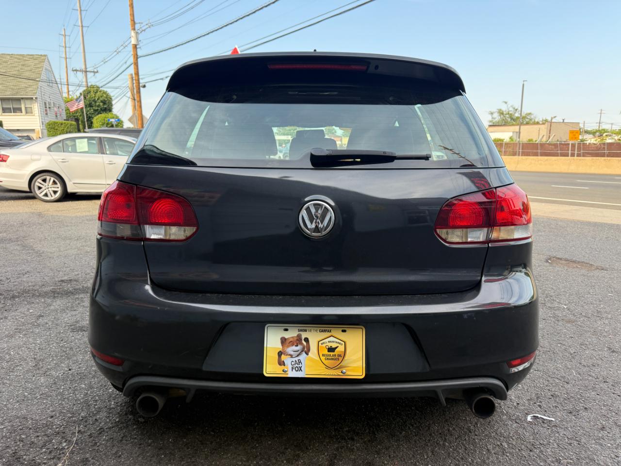 Volkswagen GTI 2-door 2012