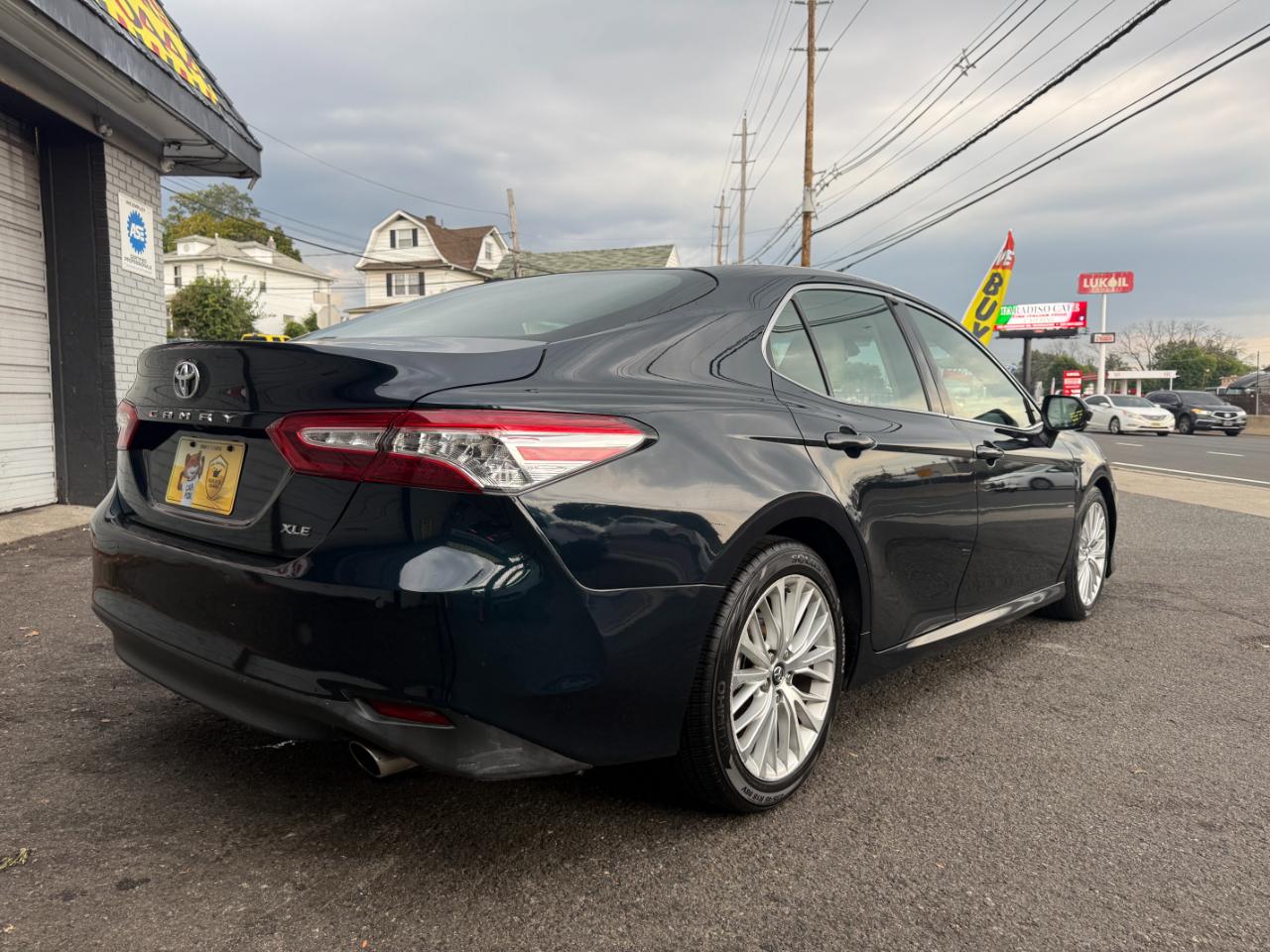 Toyota Camry XLE 2018