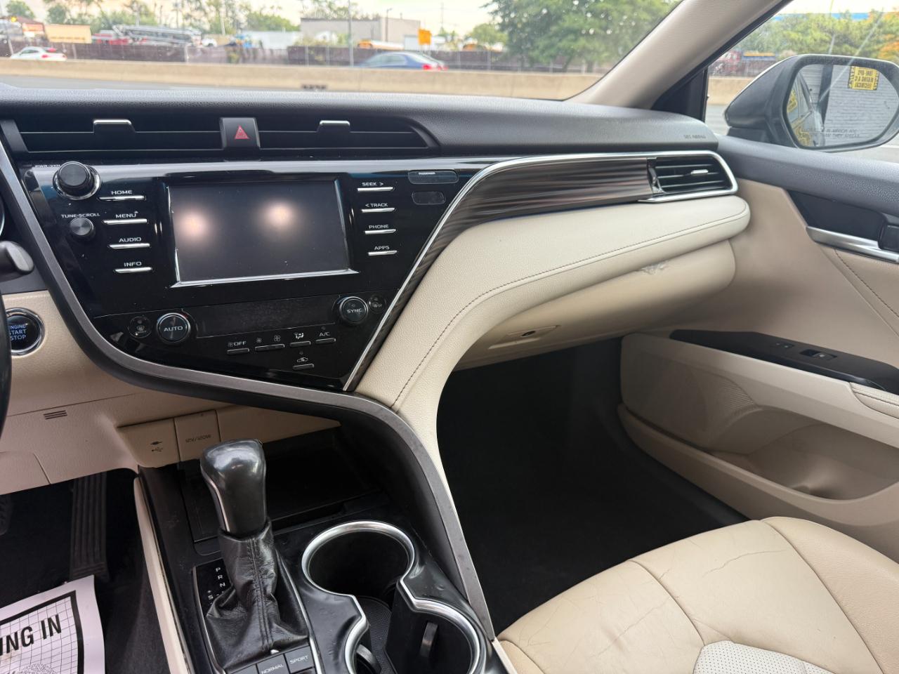 Toyota Camry XLE 2018