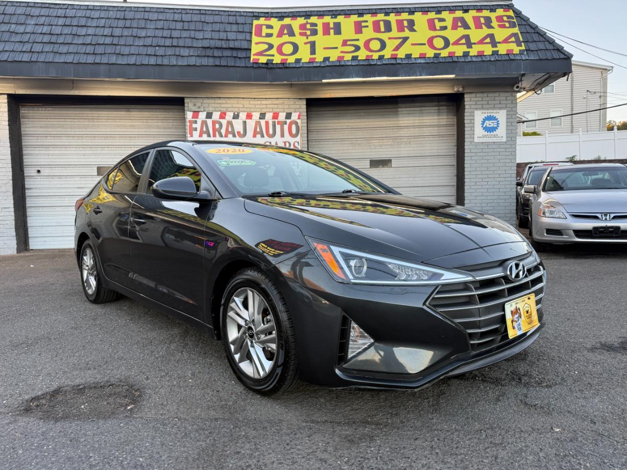 Hyundai Elantra SEL 2.0L Auto 2020