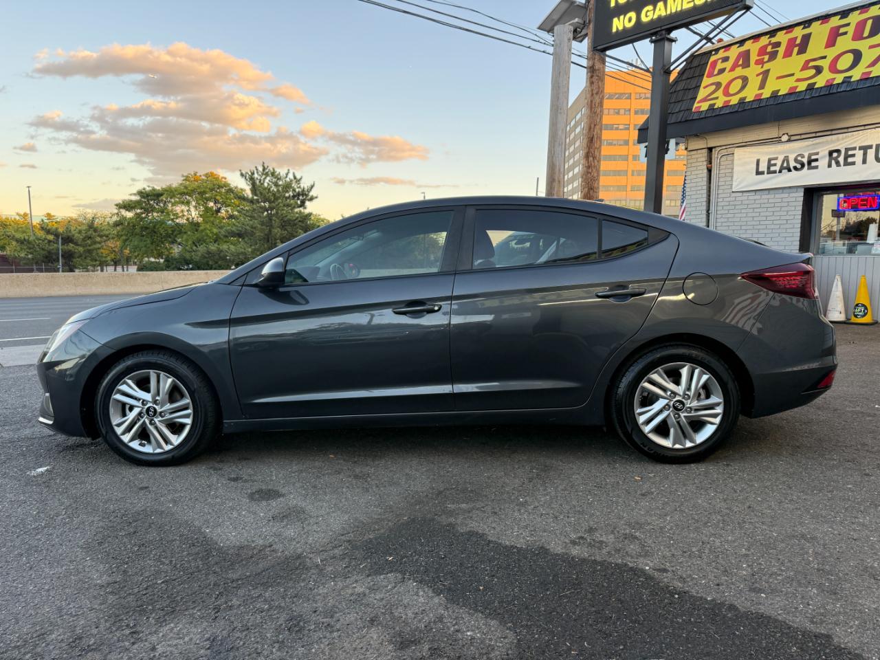 Hyundai Elantra SEL 2.0L Auto 2020