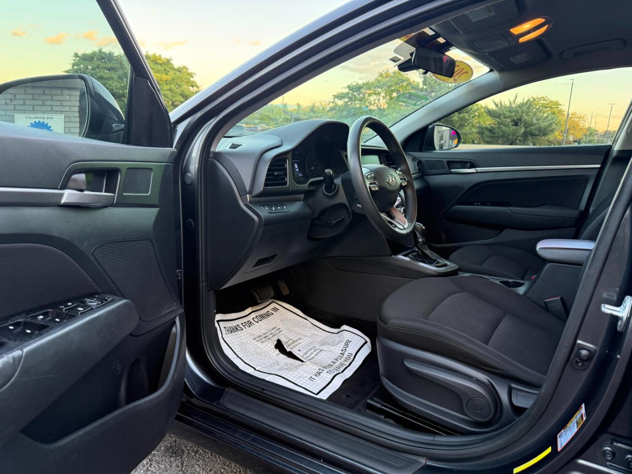 Hyundai Elantra SEL 2.0L Auto 2020