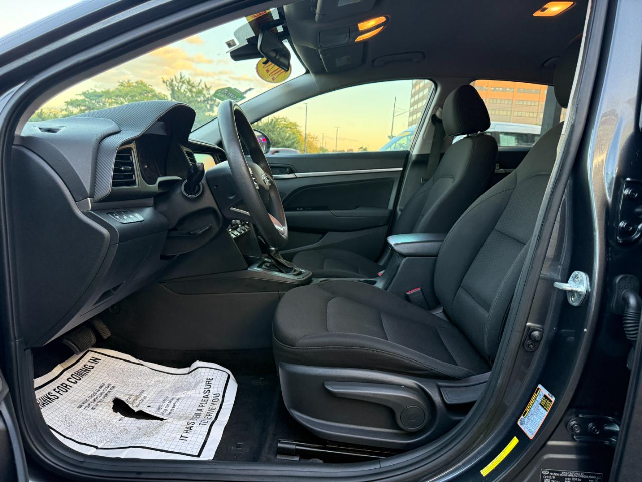 Hyundai Elantra SEL 2.0L Auto 2020