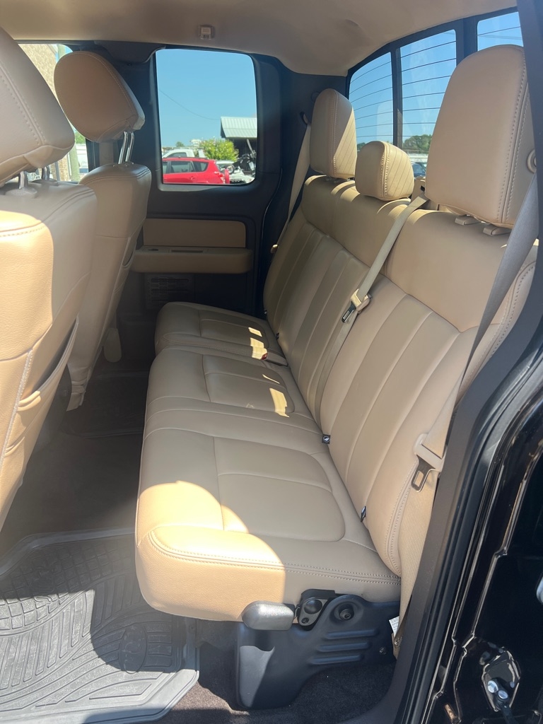 Ford F-150 XL SuperCab 8-ft. Bed 2WD 2014