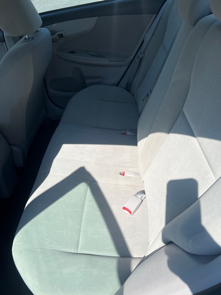 Toyota Corolla L 5-Speed MT 2013