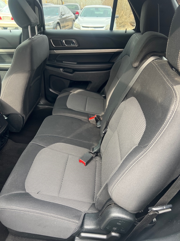 Ford Explorer XLT FWD 2018