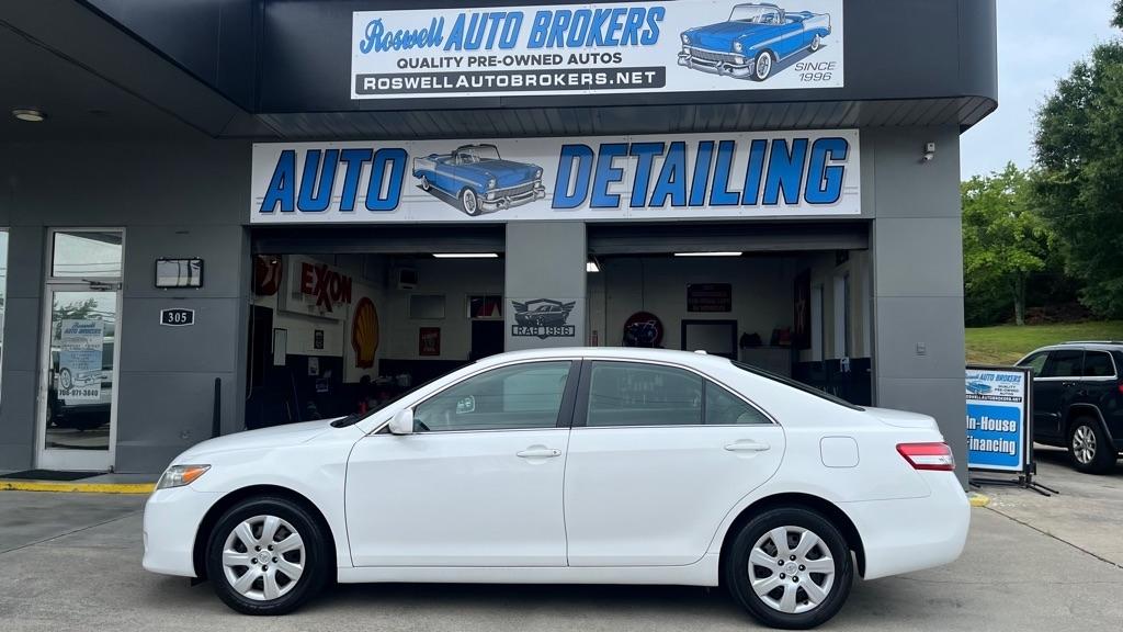 2011 Toyota Camry Base 6-Spd AT