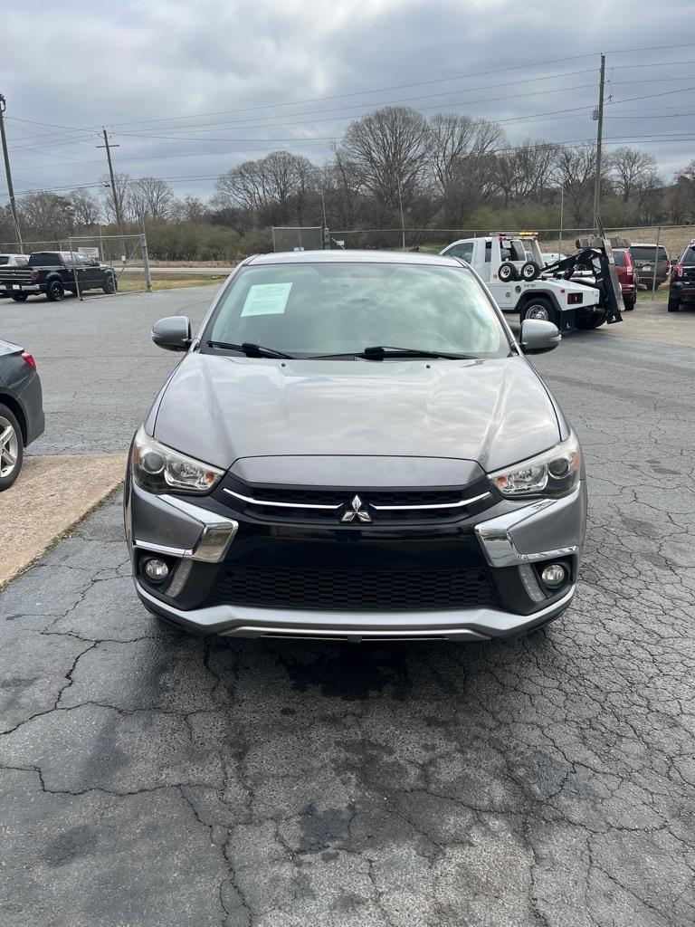 Mitsubishi Outlander Sport  2019