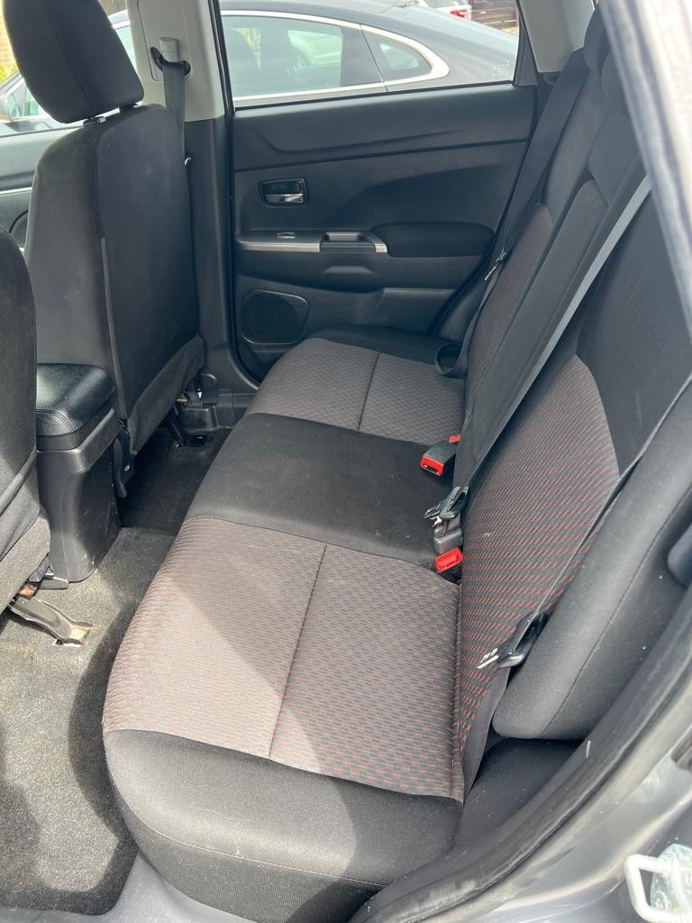 Mitsubishi Outlander Sport  2019