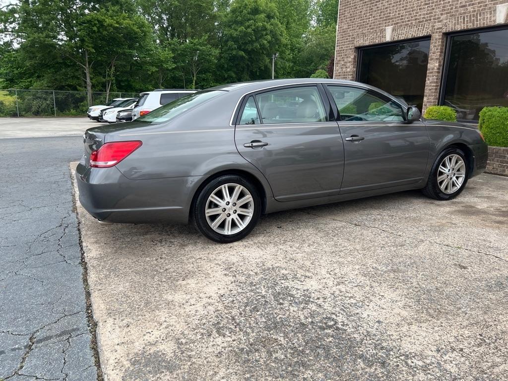 Toyota Avalon XL 2007